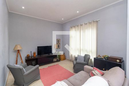 Sala de TV de casa de condomínio à venda com 4 quartos, 288m² em Vila Irmaos Arnoni, São Paulo