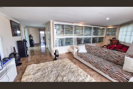 Sala  - 1 de apartamento à venda com 4 quartos, 660m² em Olaria, Rio de Janeiro