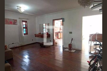 Sala de casa de condomínio para alugar com 3 quartos, 340m² em Jardim Belizário, Cotia