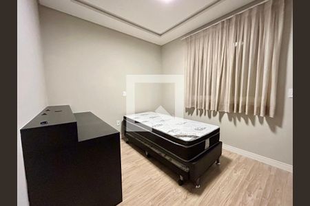 Quarto de apartamento para alugar com 2 quartos, 71m² em Trindade, Florianópolis