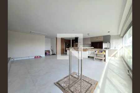 Sala de apartamento para alugar com 3 quartos, 150m² em Indianópolis, São Paulo