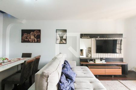Sala de casa à venda com 6 quartos, 260m² em Rio Branco, Canoas