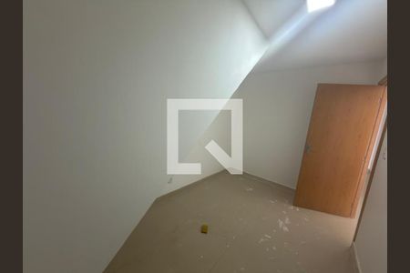 Quarto 01  de kitnet/studio para alugar com 2 quartos, 60m² em Setor Habitacional Vicente Pires, Brasília