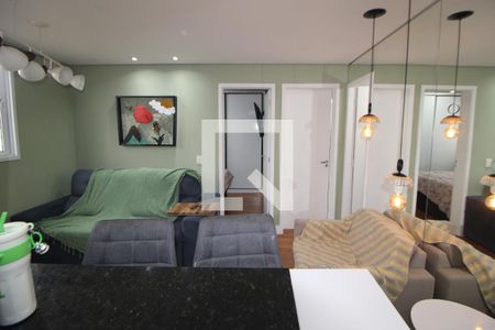 Sala / Cozinha de apartamento para alugar com 2 quartos, 40m² em Santana, São Paulo