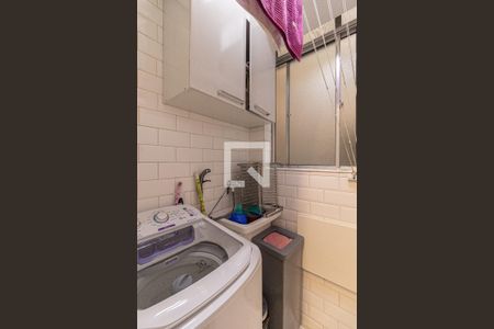 Sala/Cozinha/Área de Serviço  de apartamento para alugar com 2 quartos, 43m² em Jardim Casa Pintada, São Paulo