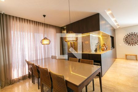 Sala de jantar de apartamento à venda com 4 quartos, 137m² em Lourdes, Belo Horizonte