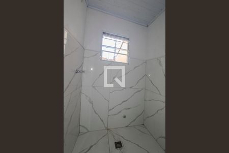 Banheiro de casa para alugar com 2 quartos, 53m² em Cecília, Viamão