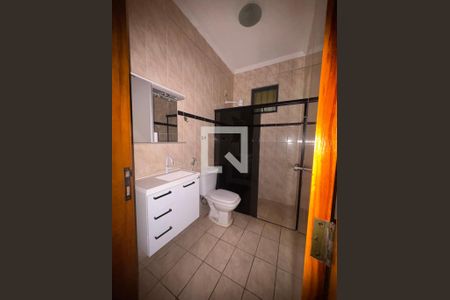 Banheiro de casa para alugar com 3 quartos, 259m² em Subsetor Norte - 1 (n-1), Ribeirão Preto