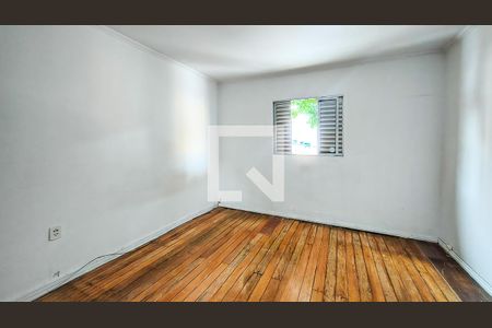 Quarto de casa para alugar com 1 quarto, 60m² em Jardim Tanay, São Paulo