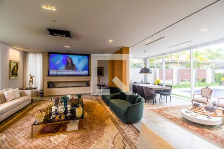 Sala  de casa de condomínio à venda com 5 quartos, 1000m² em Alphaville, Santana de Parnaíba