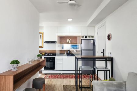Sala  de apartamento para alugar com 1 quarto, 35m² em Santo Cristo, Rio de Janeiro