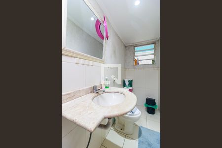 Lavabo de casa para alugar com 3 quartos, 216m² em Jardim Casablanca, São Paulo