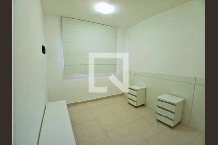 Quarto de kitnet/studio à venda com 1 quarto, 102m² em Itapoã, Belo Horizonte
