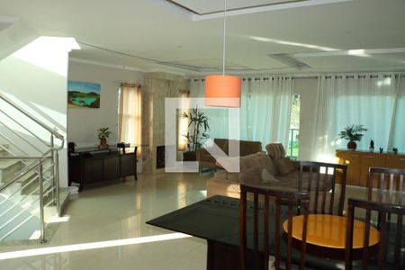 Casa de Condomínio para alugar com 4 quartos, 570m² em Chácara do Remanso Gl Um, Cotia