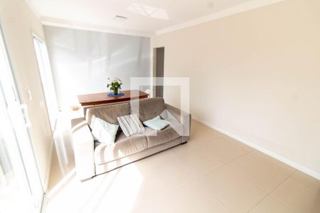 Casa à venda com 3 quartos, 136m² em Parque Anhumas, Campinas