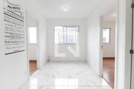 Sala de apartamento para alugar com 2 quartos, 33m² em Guaianases, São Paulo