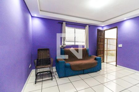 Sala de casa de condomínio à venda com 2 quartos, 59m² em Vila Carmosina, São Paulo
