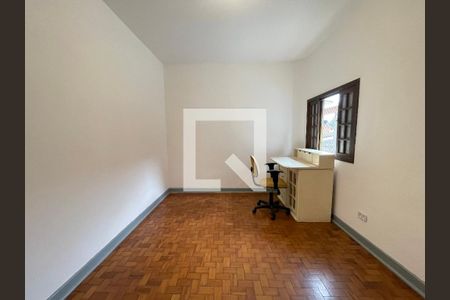 Quarto 1 de casa para alugar com 2 quartos, 110m² em Jardim Trussardi, São Paulo