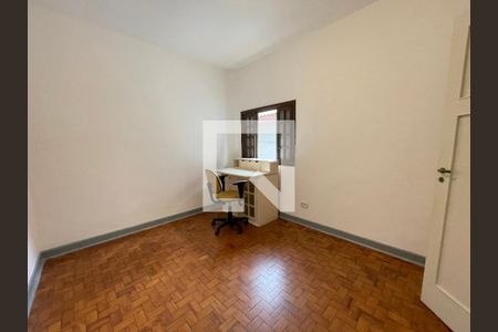 Quarto 1 de casa para alugar com 2 quartos, 110m² em Jardim Trussardi, São Paulo