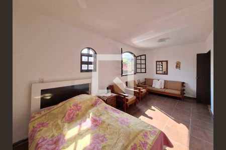 Quarto 2 de casa para alugar com 2 quartos, 300m² em Vila Amélia, São Paulo
