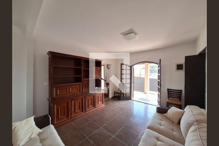 Sala de casa para alugar com 2 quartos, 300m² em Vila Amélia, São Paulo