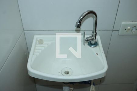 Casa para alugar com 1 quarto, 37m² em Jardim Dom Jose, Embu das Artes