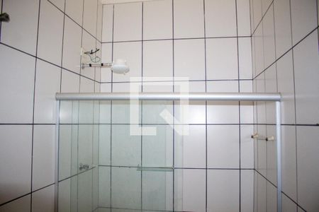 Banheiro de apartamento para alugar com 1 quarto, 54m² em Centro, Ribeirão Pires