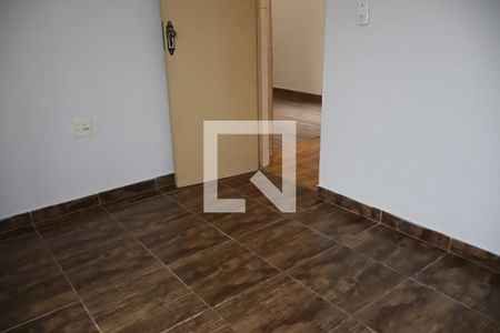 Quarto 2 de apartamento para alugar com 2 quartos, 47m² em Jardim Sapopemba, São Paulo