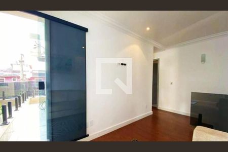 Casa à venda com 3 quartos, 250m² em Jardim Monte Alegre, Taboão da Serra