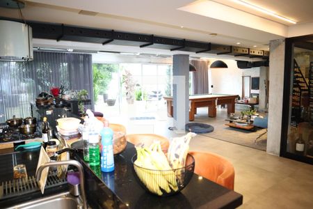 BAR + SALAO COM SINUCA de casa de condomínio à venda com 3 quartos, 525m² em Recreio dos Bandeirantes, Rio de Janeiro