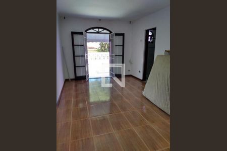 Casa à venda com 3 quartos, 175m² em Jardim Monte Alegre, Taboão da Serra