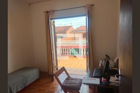 Casa à venda com 4 quartos, 200m² em Jardim Maria Rosa, Taboão da Serra