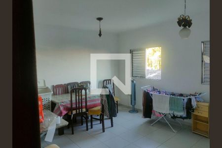 Casa à venda com 3 quartos, 269m² em Jardim Monte Alegre, Taboão da Serra