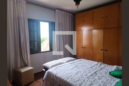 Casa à venda com 3 quartos, 248m² em Vila Mirante, São Paulo