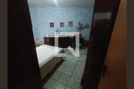 Casa à venda com 5 quartos, 270m² em Jardim da Gloria, Taboão da Serra