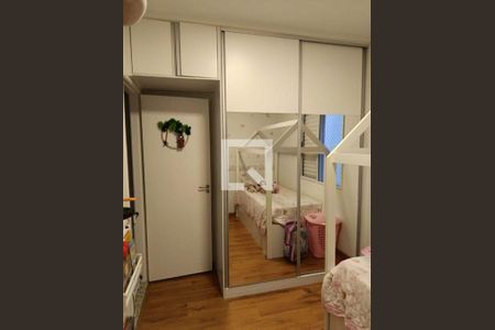Casa à venda com 2 quartos, 106m² em Jardim California, Barueri