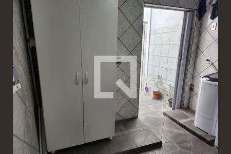 Casa à venda com 3 quartos, 105m² em Jardim Monte Alegre, Taboão da Serra