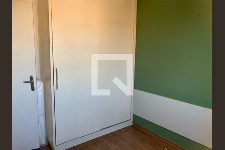 Apartamento à venda com 3 quartos, 59m² em Km 18, Osasco