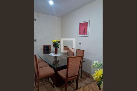 Casa à venda com 3 quartos, 189m² em Chácara Agrindus, Taboão da Serra