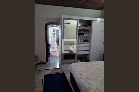Casa à venda com 3 quartos, 189m² em Chácara Agrindus, Taboão da Serra