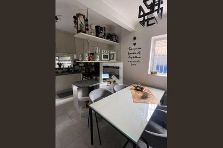Casa à venda com 2 quartos, 101m² em Jardim Maria Rosa, Taboão da Serra
