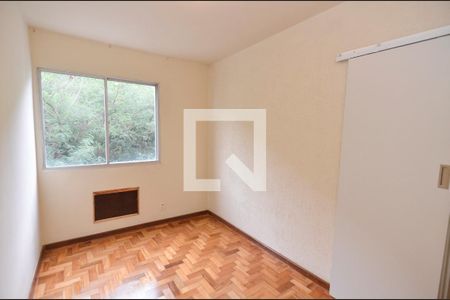 Quarto 2 de apartamento para alugar com 2 quartos, 55m² em Grajaú, Rio de Janeiro