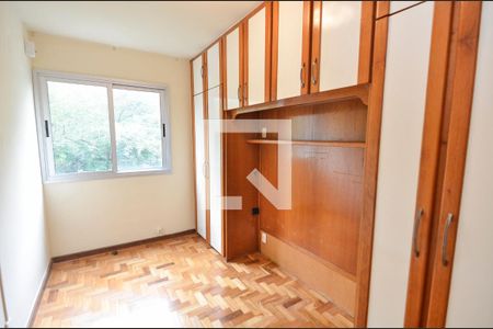 Quarto 1 de apartamento para alugar com 2 quartos, 55m² em Grajaú, Rio de Janeiro