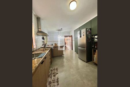 Casa à venda com 3 quartos, 125m² em Vila Guedes, São Paulo