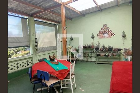 Casa à venda com 2 quartos, 520m² em Vila Mangalot, São Paulo