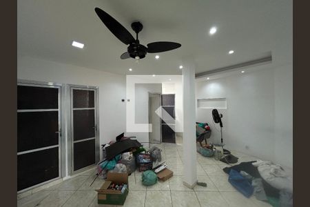 Casa para alugar com 2 quartos, 300m² em Abolição, Rio de Janeiro