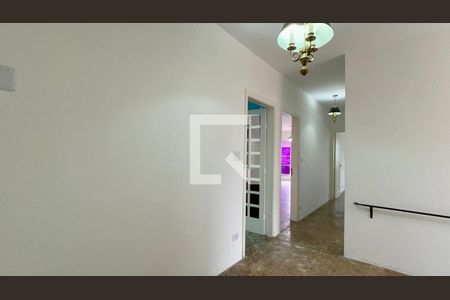 Living  de casa para alugar com 3 quartos, 300m² em Vila Madalena, São Paulo