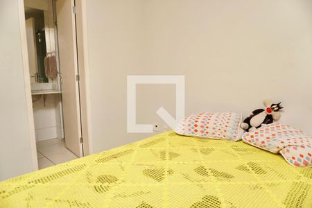 Suíte de apartamento à venda com 3 quartos, 70m² em Pompéia, Belo Horizonte
