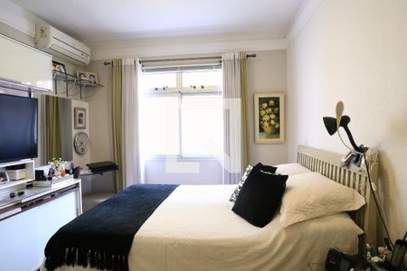 Suíte de apartamento à venda com 2 quartos, 118m² em Sagrada Família, Belo Horizonte