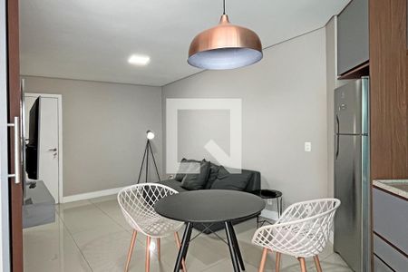Sala de apartamento para alugar com 1 quarto, 45m² em Gonzaga, Santos